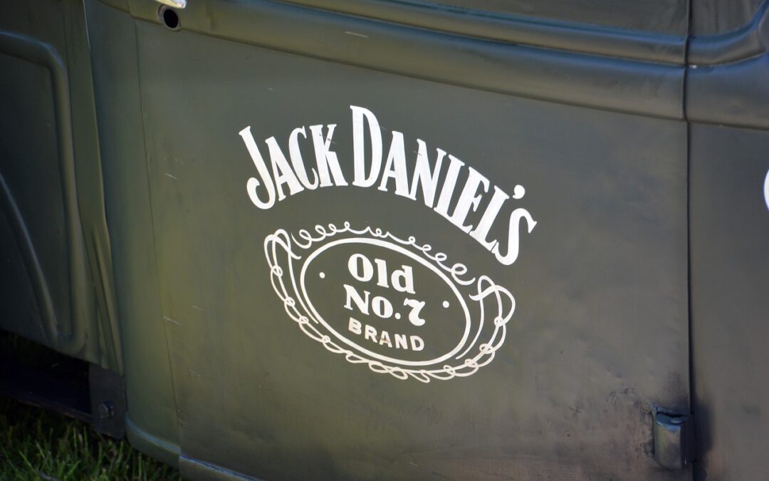 jack daniels log o on truck